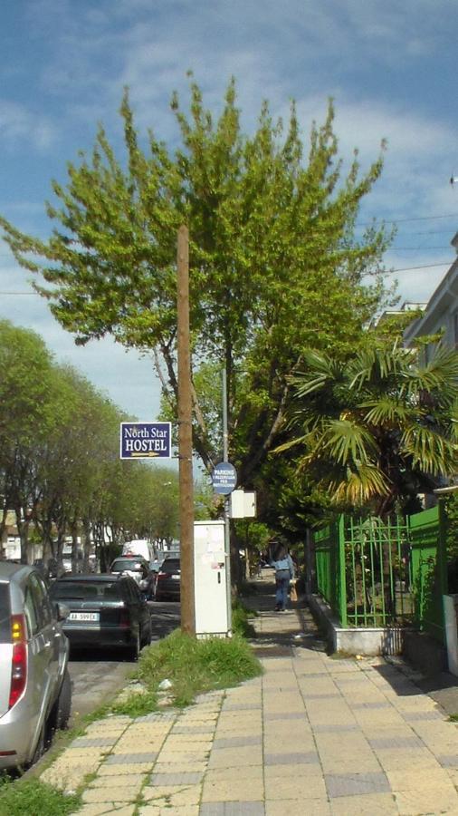 North Star Hostel Shkodër エクステリア 写真