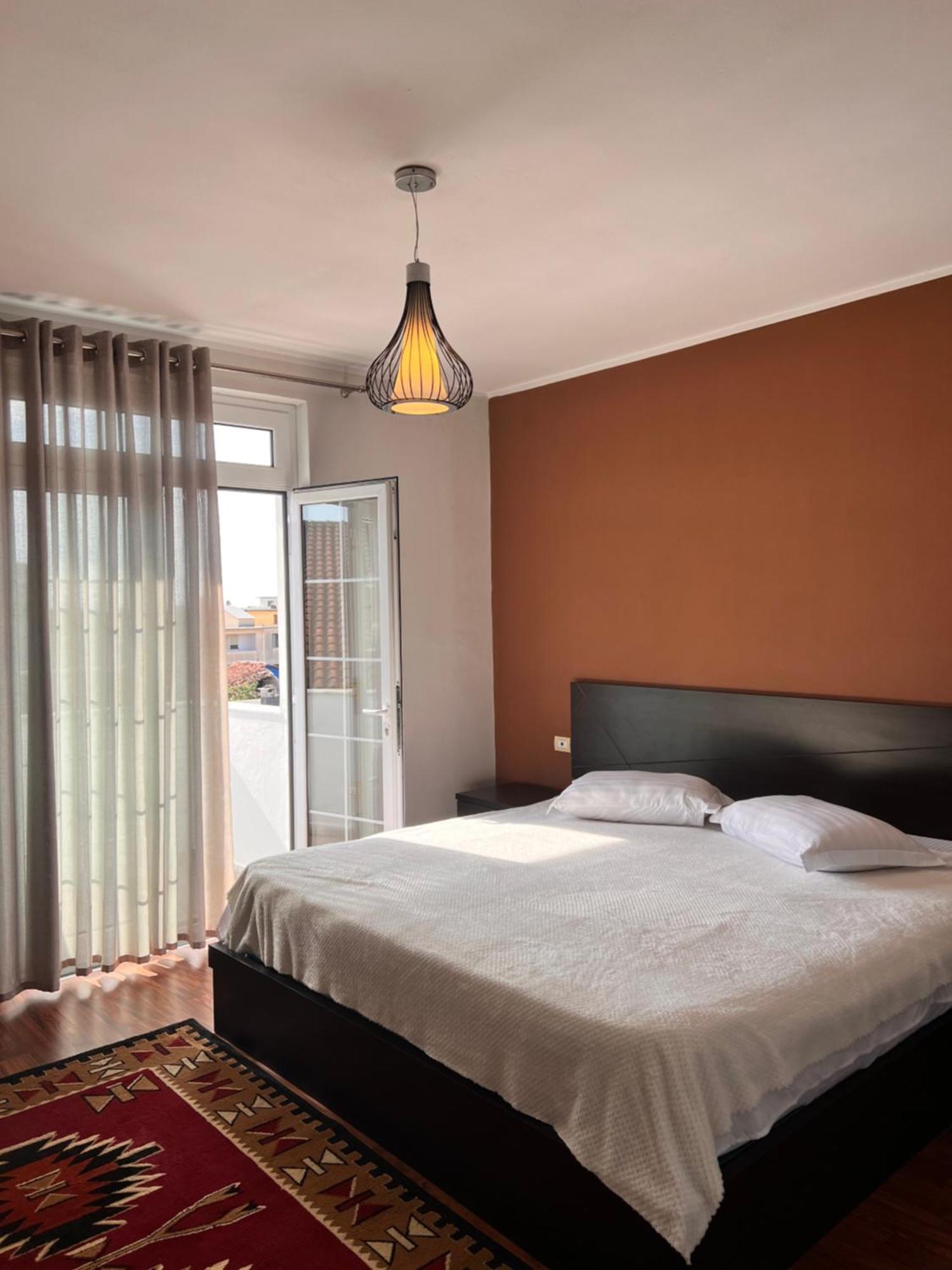 North Star Hostel Shkodër エクステリア 写真